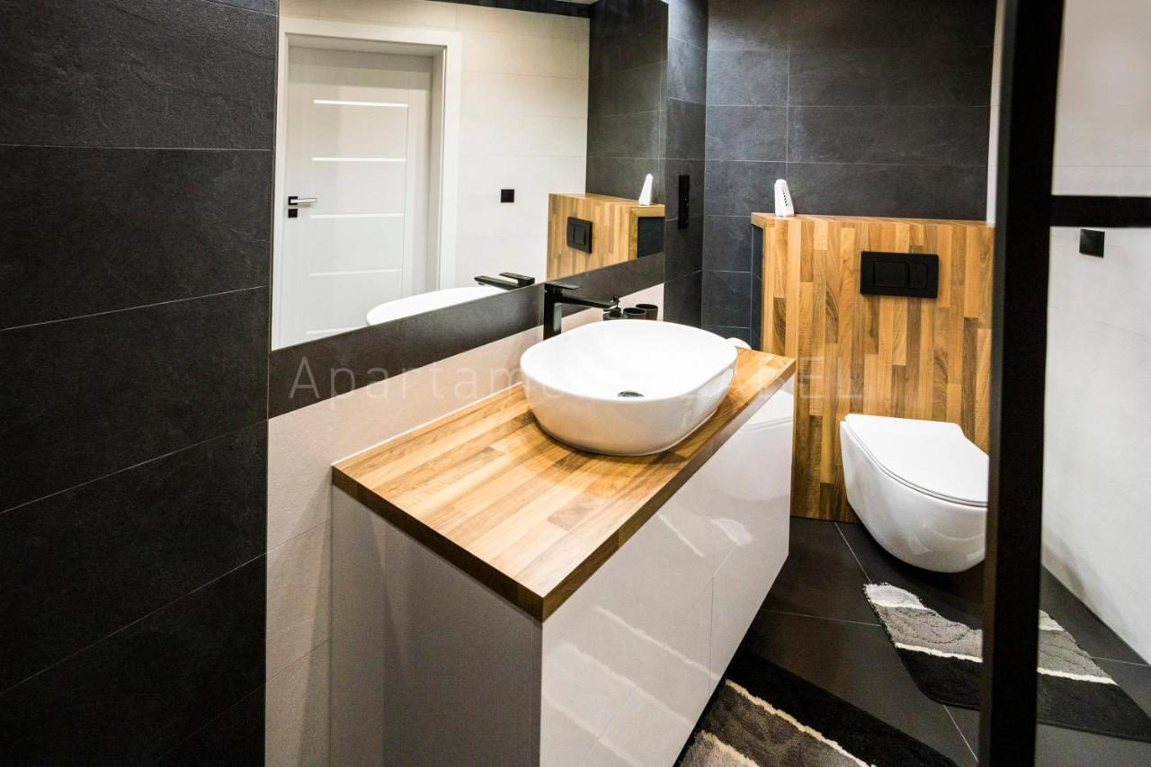 Apartament Izabel ノヴィ・タルク エクステリア 写真