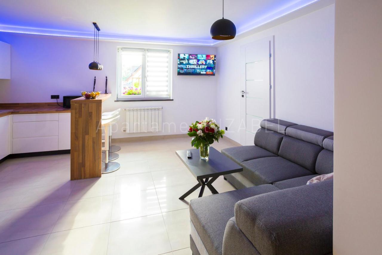 Apartament Izabel ノヴィ・タルク エクステリア 写真